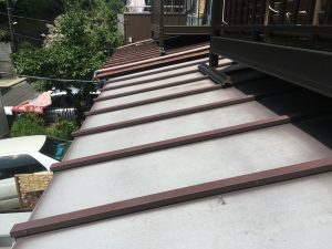 古くガルバリウム屋根10年以上
