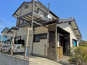 横須賀市 山本 塗装 業者 リフォーム 外壁 雨戸　戸袋　シャッター　軒天　破風　雨どい